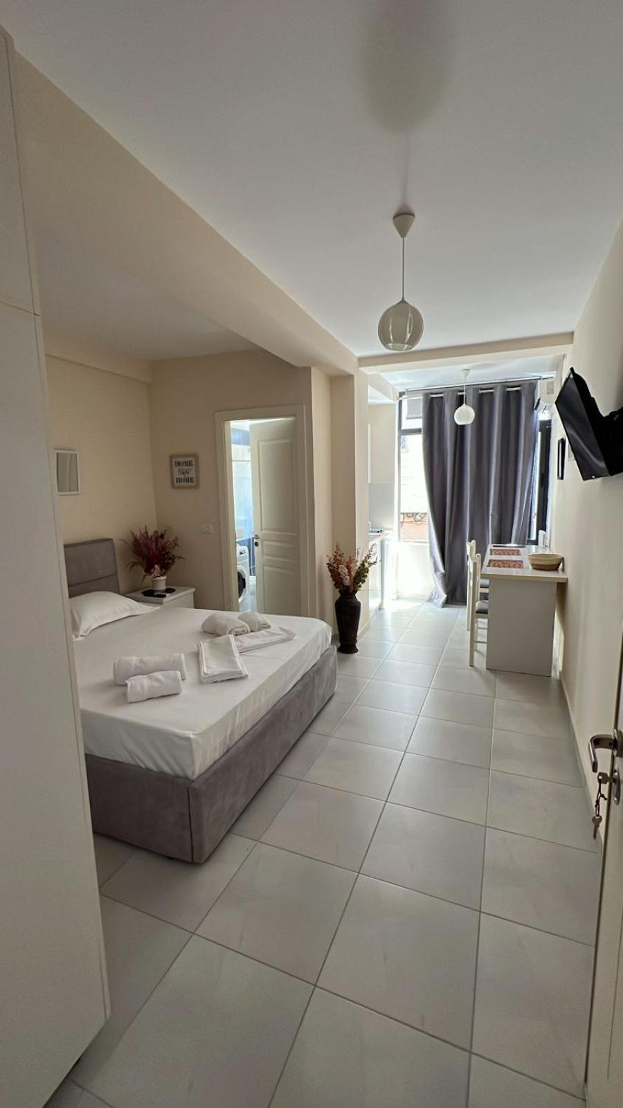 Urban Retreat Apartments Tirana Esterno foto