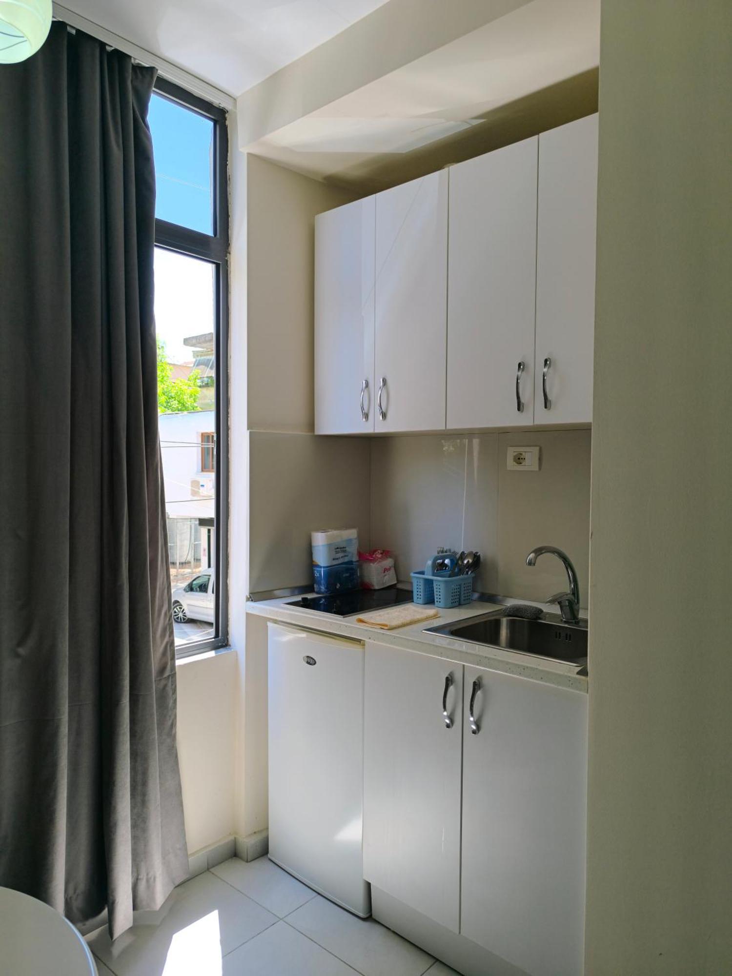Urban Retreat Apartments Tirana Esterno foto